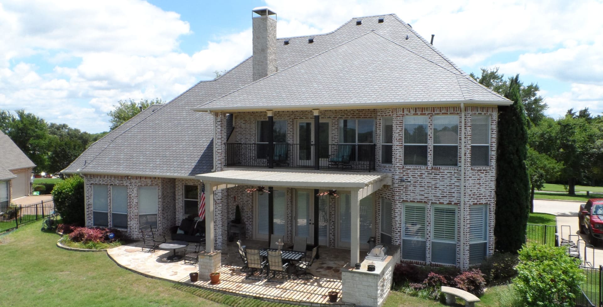 Heath, Texas Home with F Wave Designer Slate Estate Series Colonial Estate Shingles