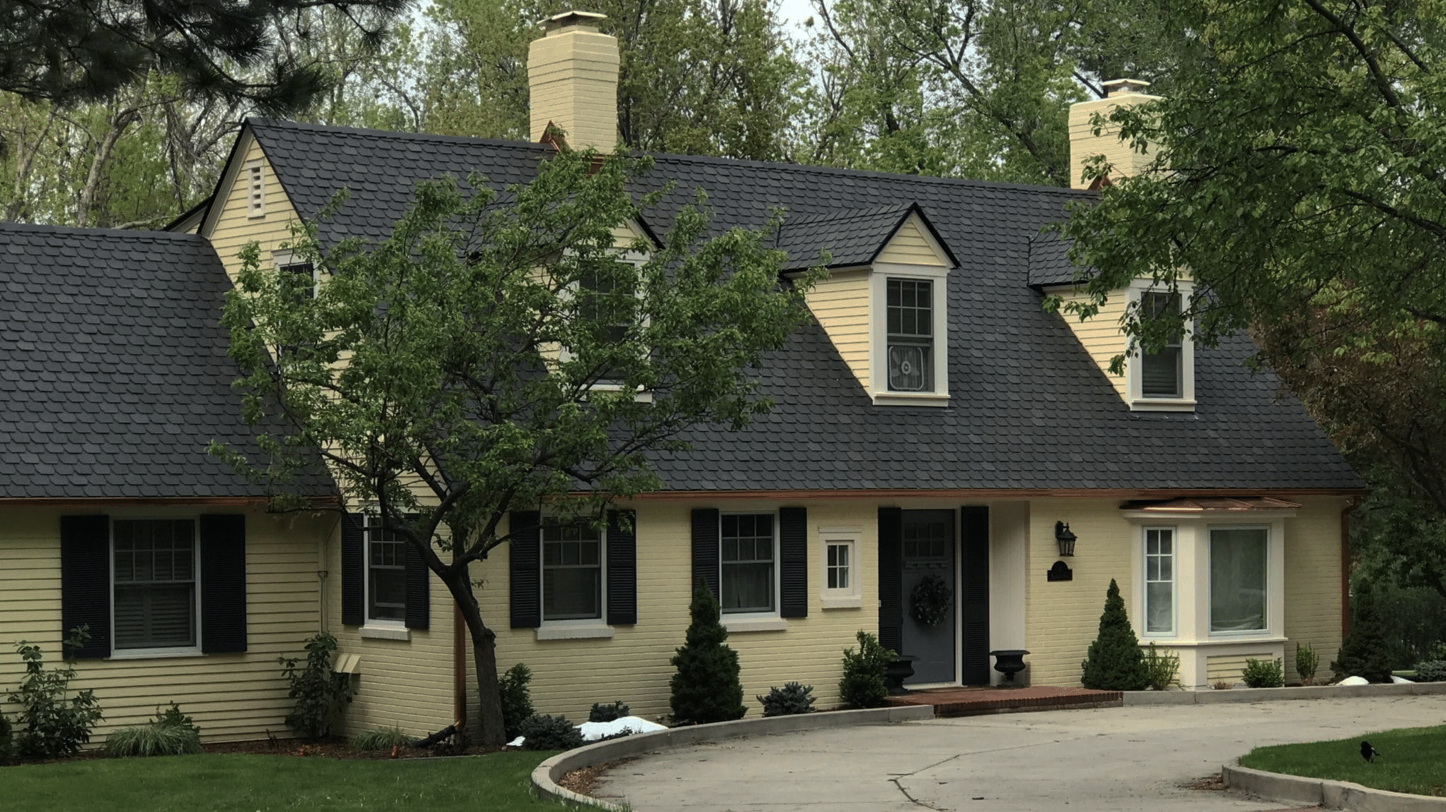 Home with F Wave Hampton Estate Synthetic Shingles